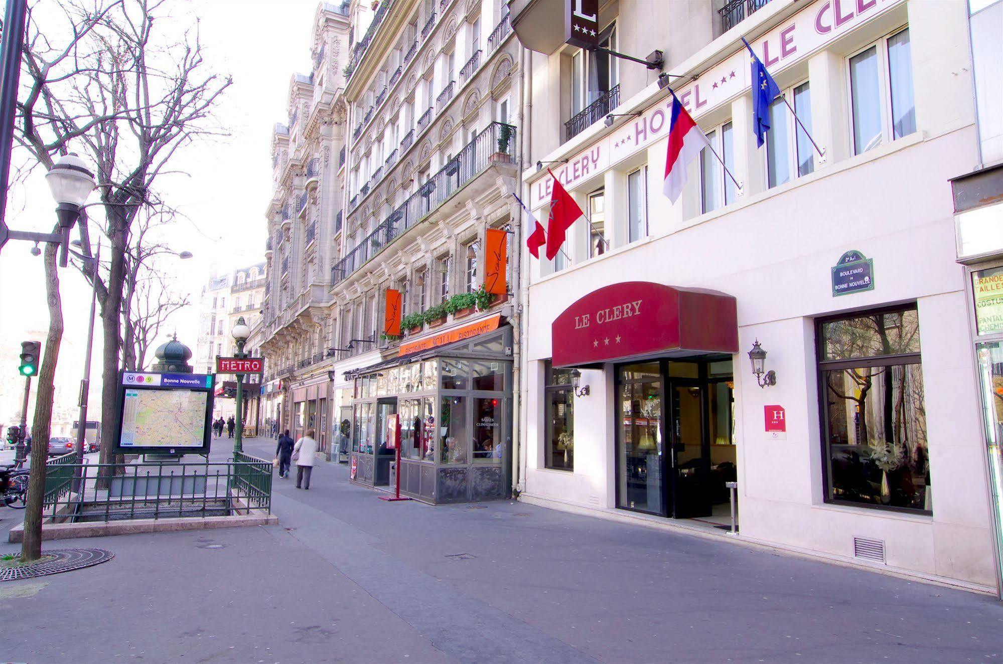 Hotel Le Clery Paris Exteriör bild
